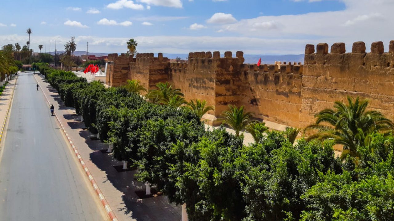 DAR AL HOSSOUN MAISON D'HOTES TAROUDANT ECO LOGDE les murs de taroudant